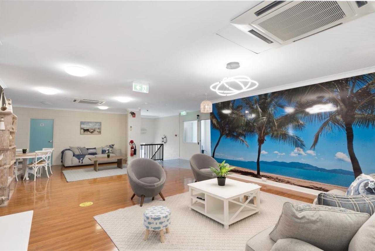 Seaside Lodge Hostel Townsville- Right Next To Coles, 2 Mins Walk To Strand & Cbd Exterior photo