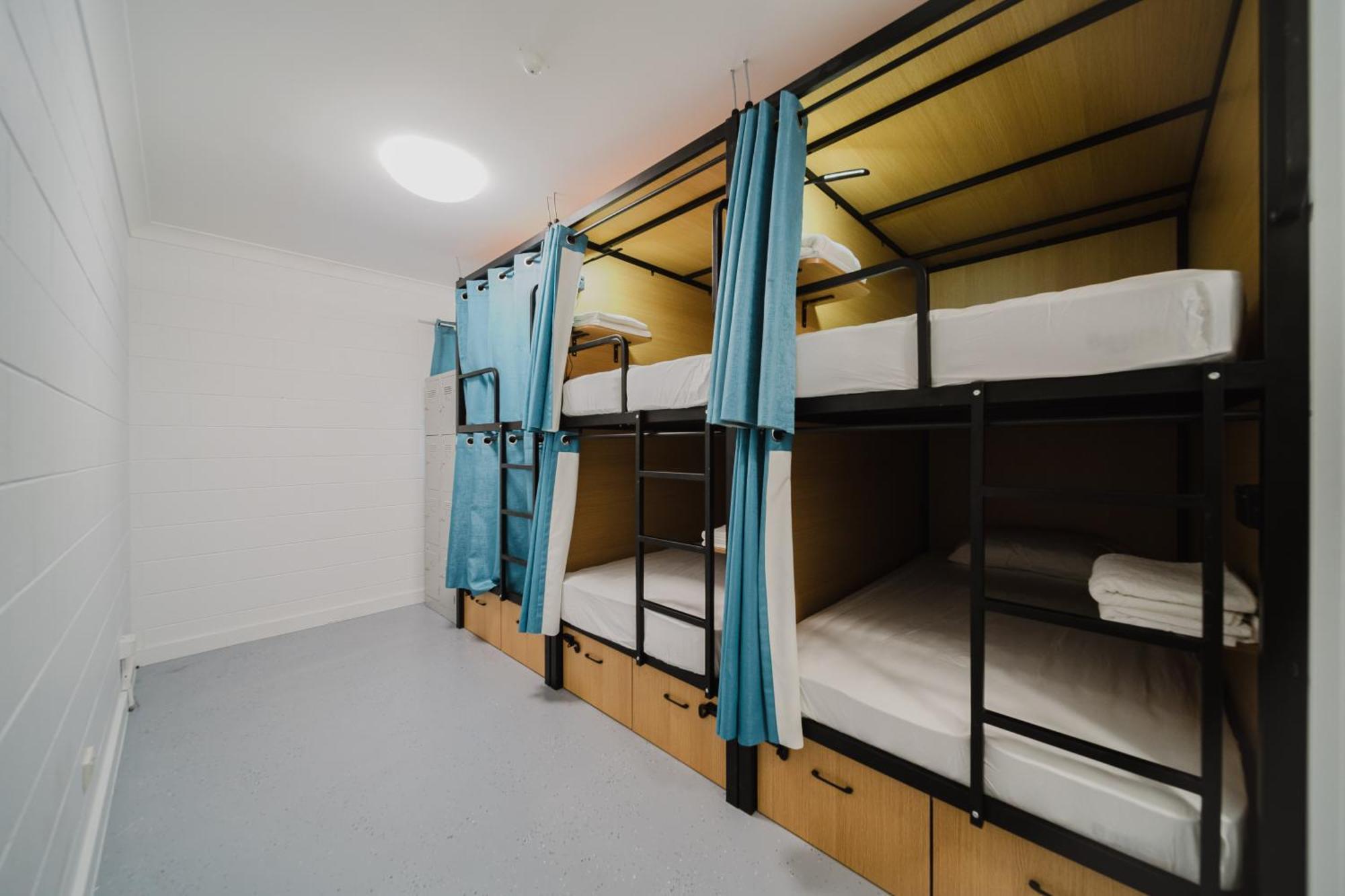 Seaside Lodge Hostel Townsville- Right Next To Coles, 2 Mins Walk To Strand & Cbd Exterior photo